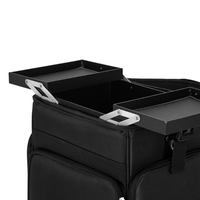 Organisation des produits cosmétiques dans la valise maquillage Look 1328 avec tiroirs coulissants